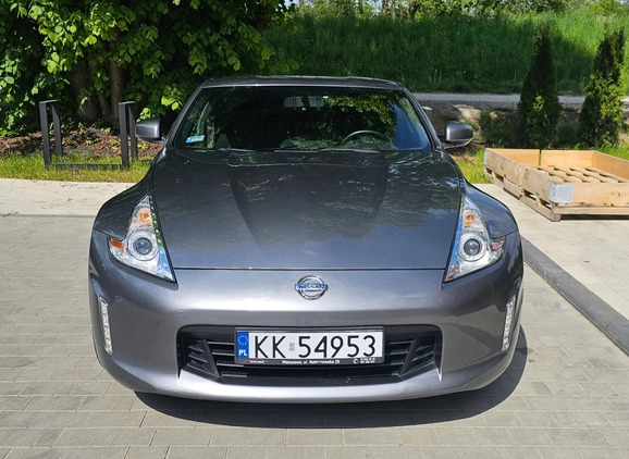 Nissan 370 Z cena 97000 przebieg: 150000, rok produkcji 2016 z Kraków małe 121